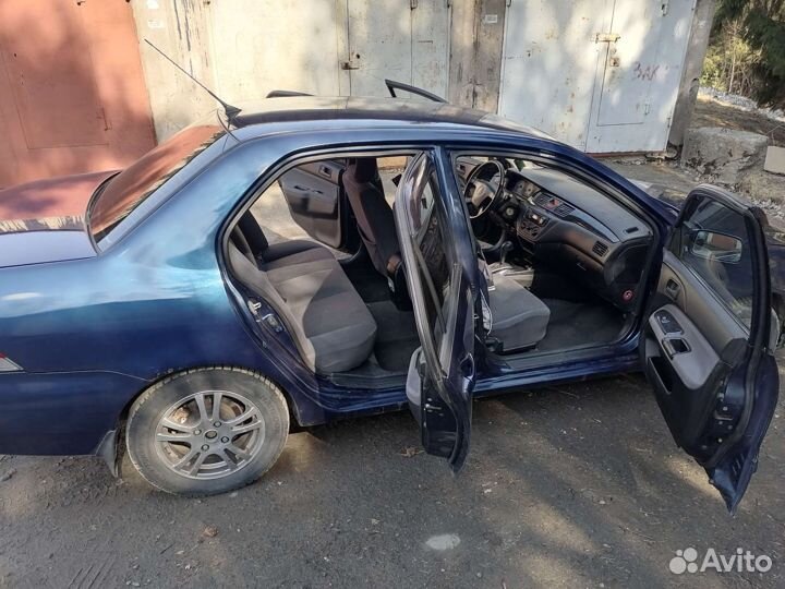 Mitsubishi Lancer, 2004
