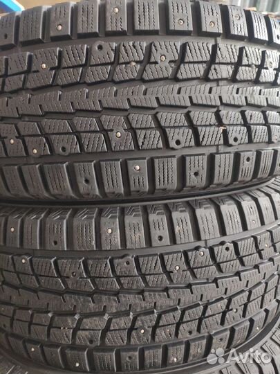 Dunlop SP Winter Ice 01 285/65 R17 116T