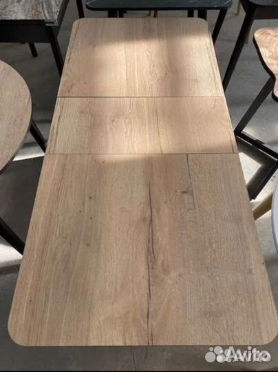 Стол кухонный новый развдижной