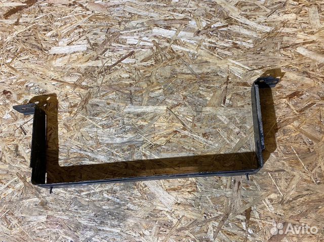 Кронштейн крепления топливного бака Skoda Octavia