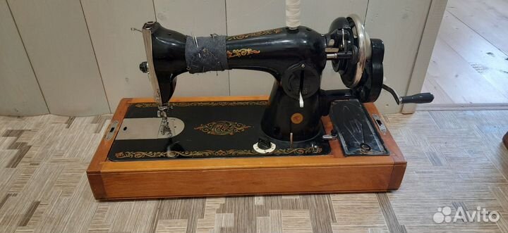 Швейная машина в рабочем состоянии