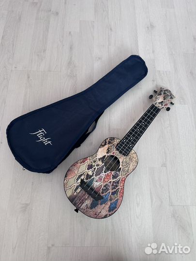 Укулеле flight