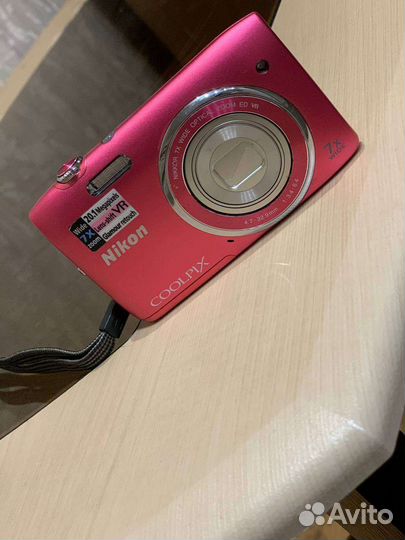 Компактный фотоаппарат nikon