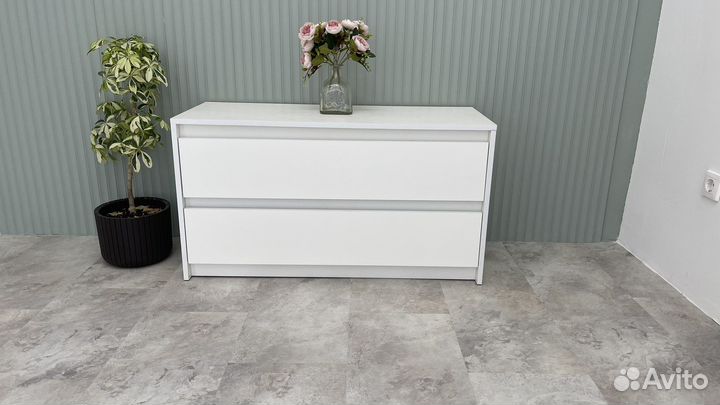 Тумба тв белая