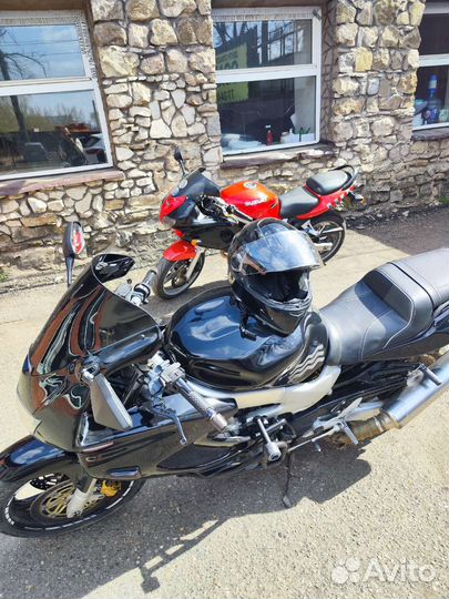 Honda vtr1000f