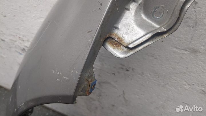 Крыло правое переднее Toyota Celica