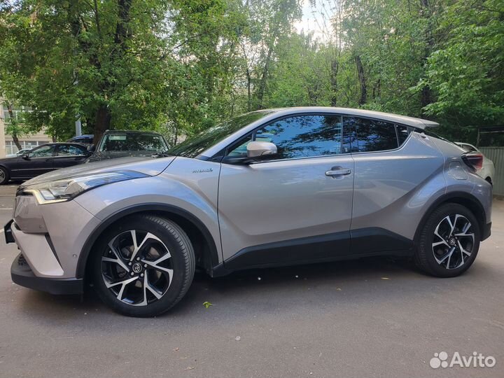 Toyota C-HR 1.8 AT, 2018, 104 000 км