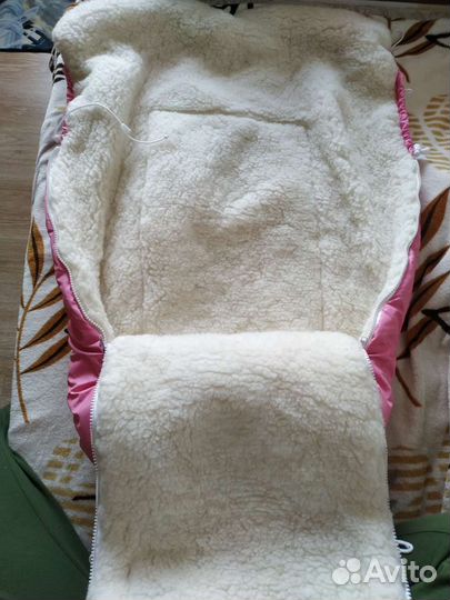 Меховой конверт в коляску