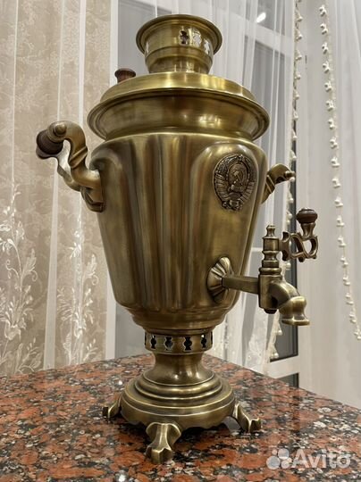 Самовар с гербом