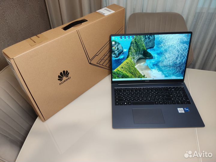 Новый Huawei MateBook D16 (i5/16Гб/512Гб/win11)