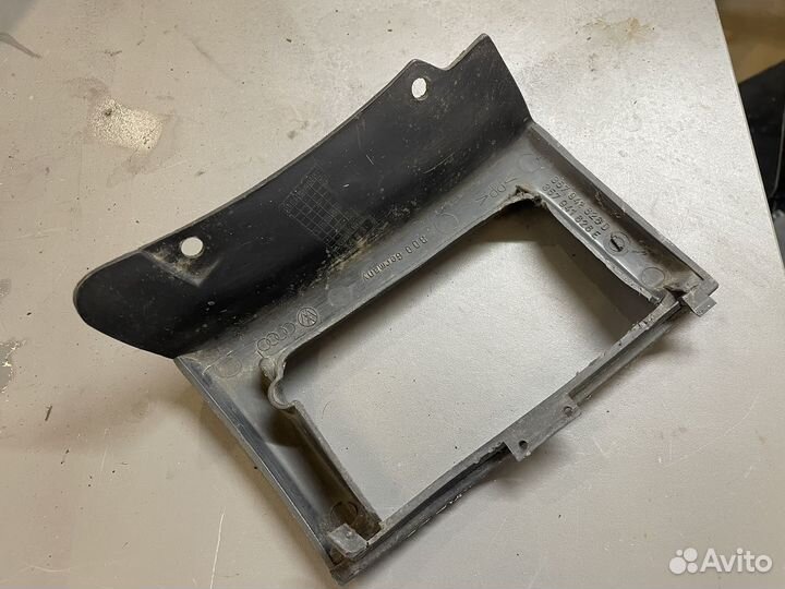 Рамка птф правая VW Passat B3