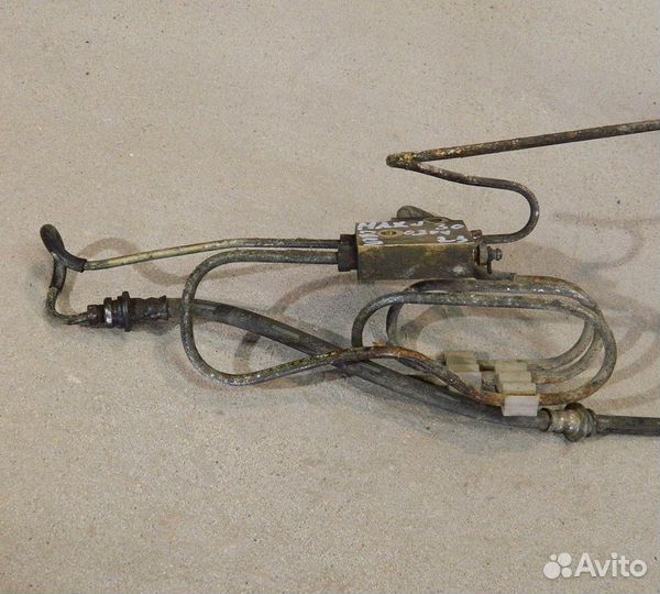 Трубка сцепления Nissan Maxima J30