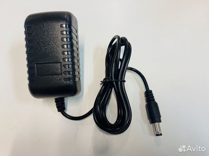 Блок питания 9v 2a. Новый
