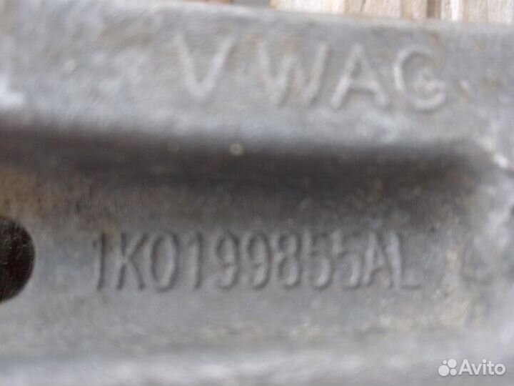 Опора двигателя задняя VW / audi / skoda