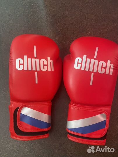 Боксерские перчатки 10 oz