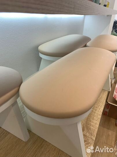 Подставка для рук маникюрная