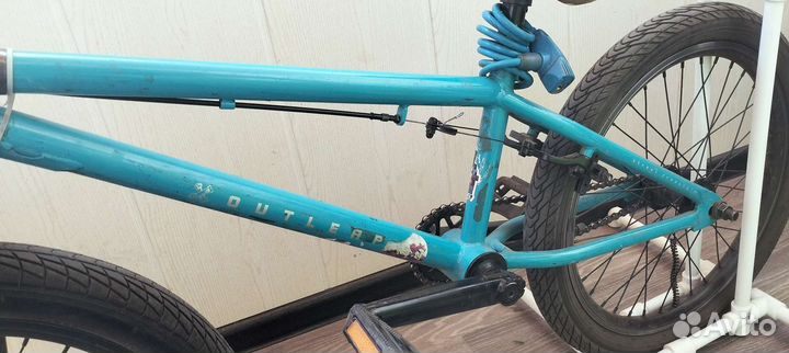 BMX Outleap revolt