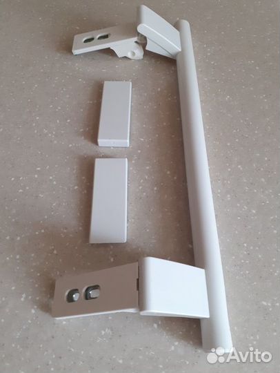 Ручка двери холодильника Либхерр 31 см