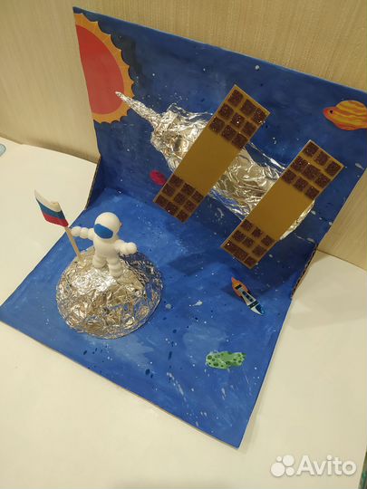 Поделка на день космонавтики