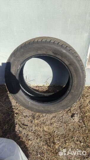 Hankook AH11 215/60 R17 100T