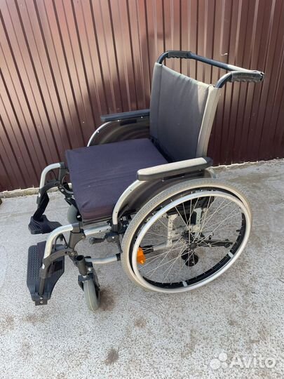Инвалидная коляска складная бу