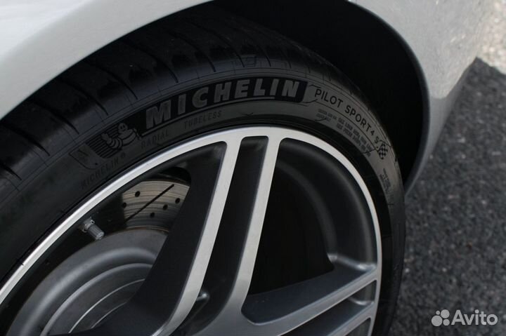 Michelin Pilot Sport 4 S 235/35 R20 92Y