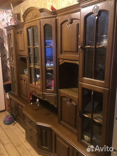 Стенка в гостиную