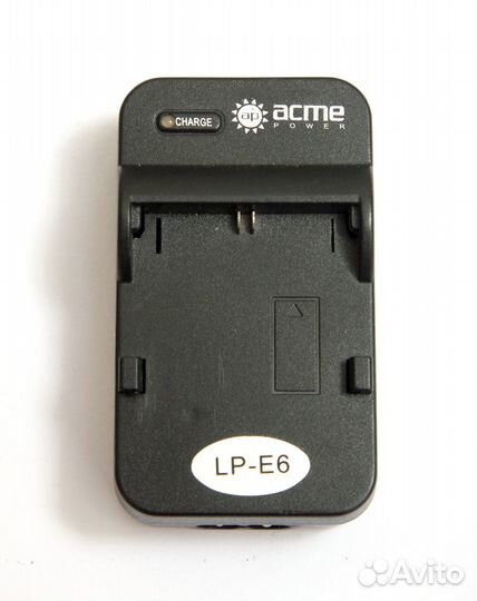 Зарядное устройство Canon LP-E6