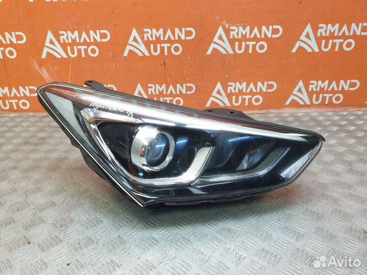 Фара правая Hyundai Santa Fe 3 DM 2015-2019