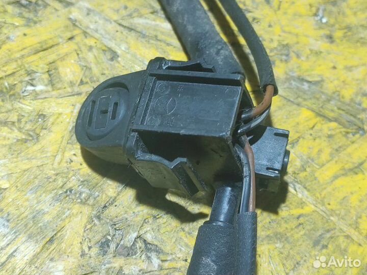 Форсунка омывателя Mercedes C-Class W 204 2.2