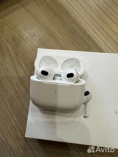 Беспроводные наушники apple airpods 3