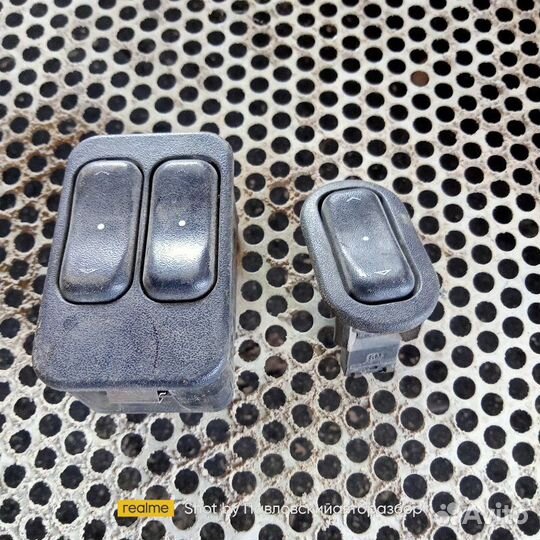 Кнопка стеклоподъемника Opel Astra G