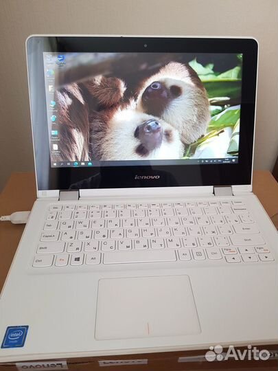 Ноутбук Lenovo yoga