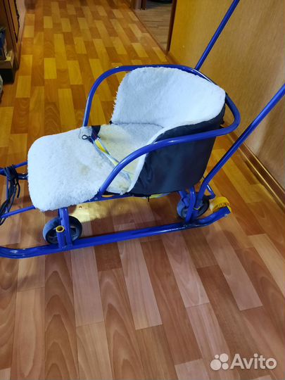 Детские санки с колесами