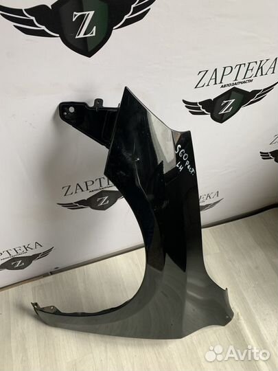 Volvo S60 крыло левое 31352071