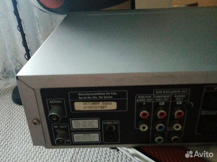 Видео магнитофон +Dvd LG