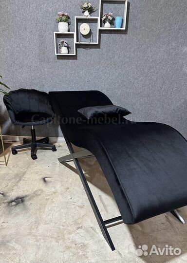 Анатомическая Кушетка на железных ножках