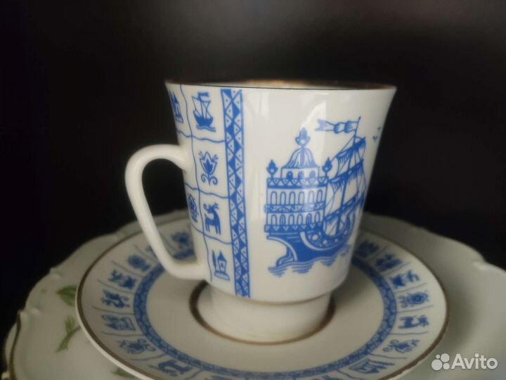 Чашки фарфоровые лфз