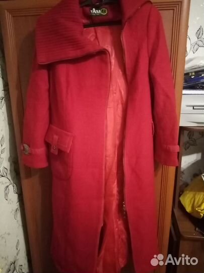 Продам женское пальто весна /осень