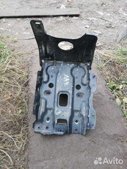 Площадка аккомулятора Шевроле Лачетти