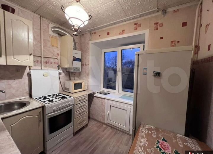 2-к. квартира, 45 м², 4/9 эт.