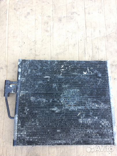 Радиатор кондиционера BMW E39