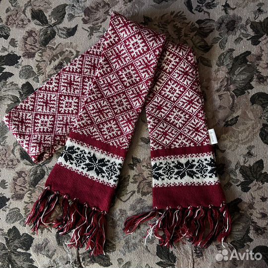 Шерсятной красный зимний шарф унисекс