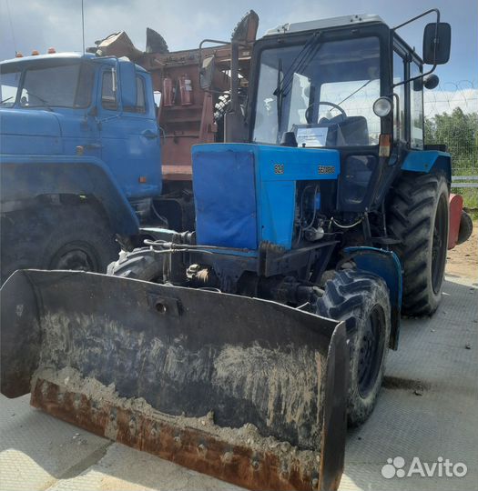 Трактор мтз 82