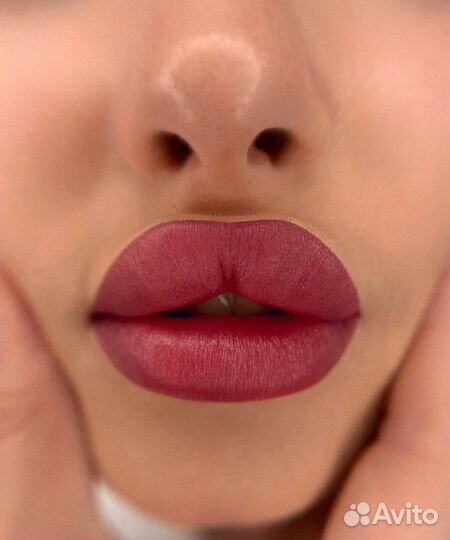 Нужна модель на татуаж губ