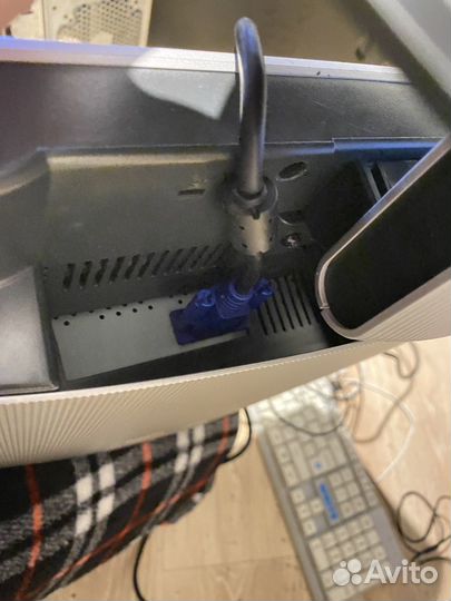 Монитор LG flatron l1730s