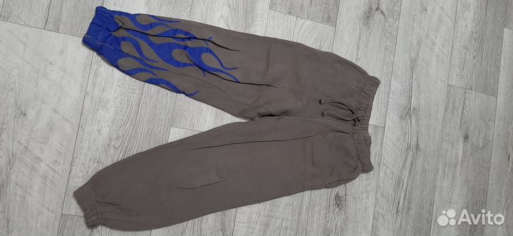 Костюм спортивный Влад бумага А4