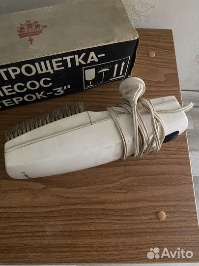Электрощетка-пылесос