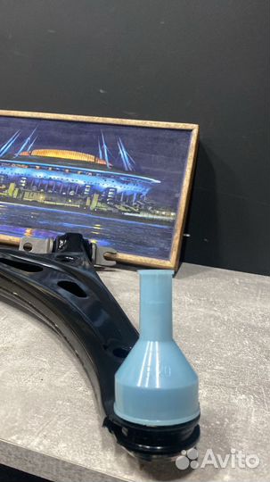 Рычаг передний нижний правый Cadillac XT5