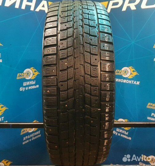 Dunlop SP Winter Ice 01 215/65 R16